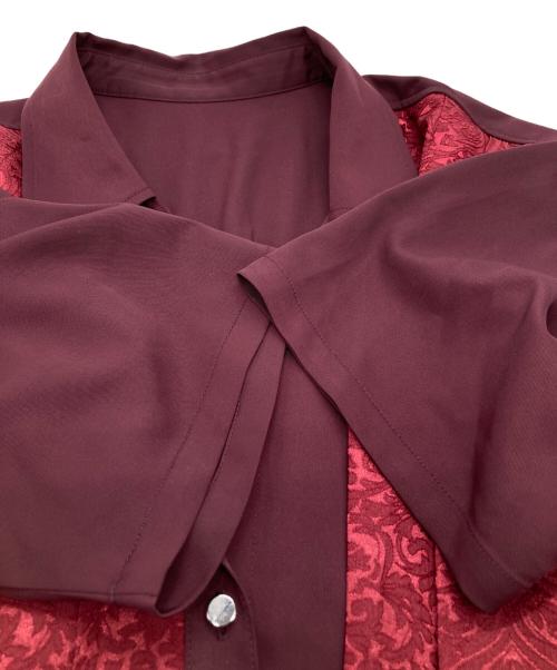 HARE（ハレ）HARE (ハレ) アシメプリーツシャツ HAL06553AD レッド サイズ:FREEの古着・服飾アイテム