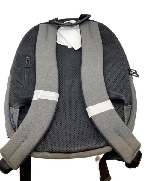 SHIPS any（シップスエニィ）SHIPS any (シップスエニィ) リュック　718-43-0061-1599 グレー 未使用品の古着・服飾アイテム