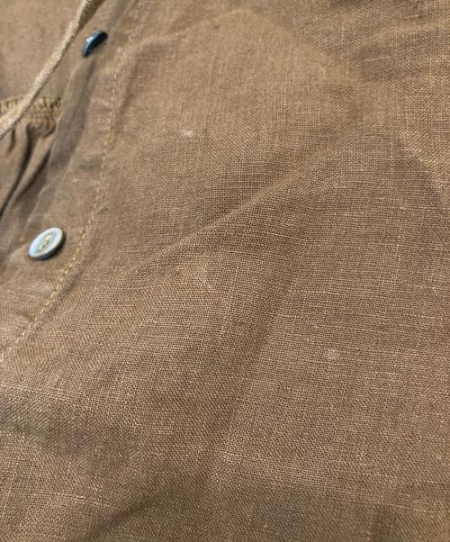 nest Robe（ネストローブ）nest Robe (ネストローブ) リネン超撥水ギャザースリーブショートシャツ 01213-1111 ブラウン サイズ:FREEの古着・服飾アイテム