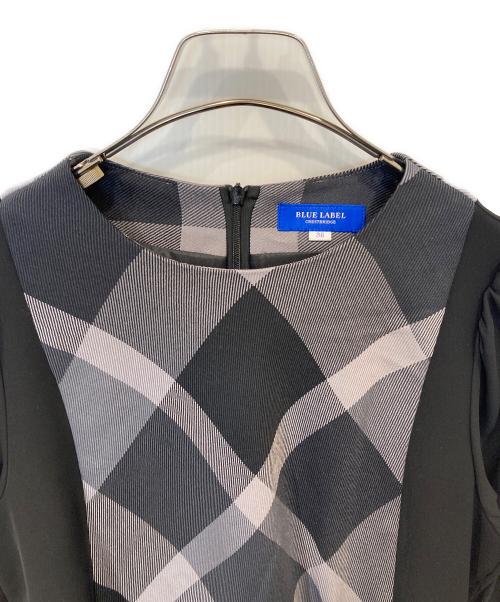 BLUE LABEL CRESTBRIDGE（ブルーレーベルクレストブリッジ）BLUE LABEL CRESTBRIDGE (ブルーレーベルクレストブリッジ) スムージーサテンパーシャルチェックドレス 55J24-462-07 ブラック サイズ:38の古着・服飾アイテム