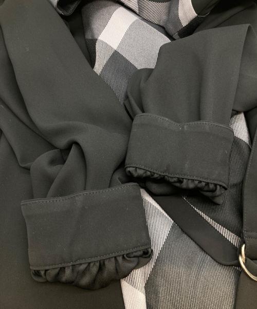 BLUE LABEL CRESTBRIDGE（ブルーレーベルクレストブリッジ）BLUE LABEL CRESTBRIDGE (ブルーレーベルクレストブリッジ) スムージーサテンパーシャルチェックドレス 55J24-462-07 ブラック サイズ:38の古着・服飾アイテム