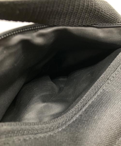 O'NEILL（オニール）O'NEILL (オニール) ウエストバッグ レッド×ブラックの古着・服飾アイテム