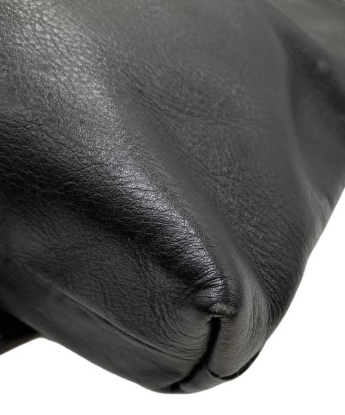 ear PAPILLONNER（イアパピヨネ）ear PAPILLONNER (イアパピヨネ) レザーショルダーバッグ ブラックの古着・服飾アイテム