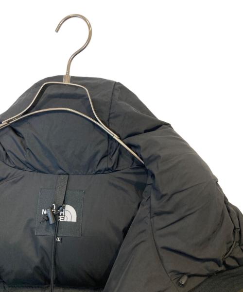 THE NORTH FACE（ザ ノース フェイス）THE NORTH FACE (ザ ノース フェイス) NUPTSE HOODIE ヌプシフーディーダウンジャケット ND92331 オリーブ×ブラック サイズ:XLの古着・服飾アイテム