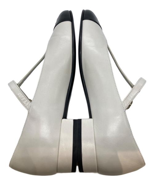 傷あり（シャネル）傷あり (シャネル) メリージェーンTストラップパンプス G39562 ホワイト サイズ:37Cの古着・服飾アイテム