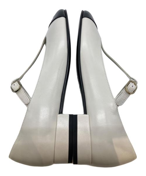 傷あり（シャネル）傷あり (シャネル) メリージェーンTストラップパンプス G39562 ホワイト サイズ:37Cの古着・服飾アイテム