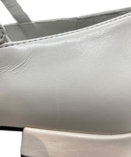 傷あり（シャネル）傷あり (シャネル) メリージェーンTストラップパンプス G39562 ホワイト サイズ:37Cの古着・服飾アイテム