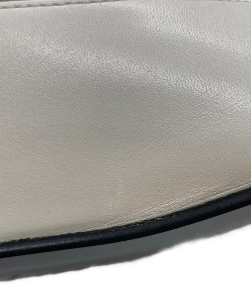 傷あり（シャネル）傷あり (シャネル) メリージェーンTストラップパンプス G39562 ホワイト サイズ:37Cの古着・服飾アイテム