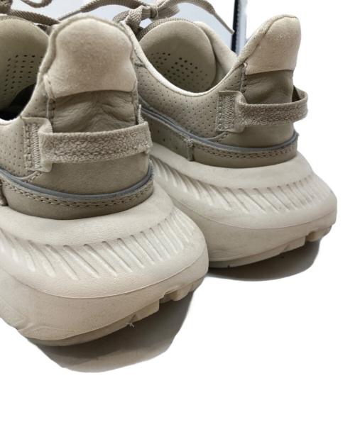 UGG（アグ）UGG (アグ) CA805 V2 NUBUCK 1127111 ベージュ サイズ:23cmの古着・服飾アイテム