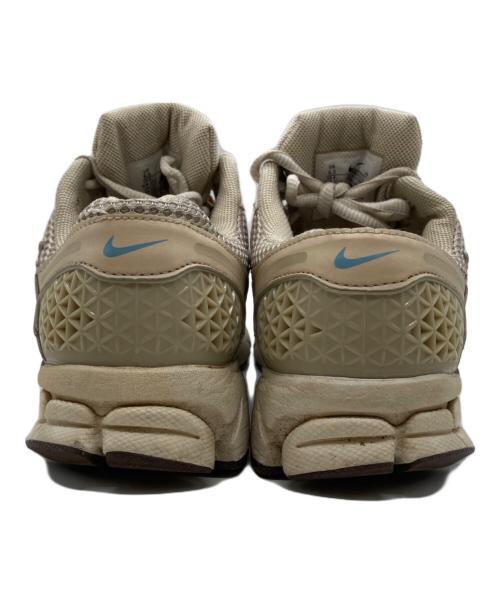 NIKE（ナイキ）NIKE (ナイキ) ZOOM VOMERO 5 FB8825-111 スニーカー ベージュ サイズ:23.5cmの古着・服飾アイテム