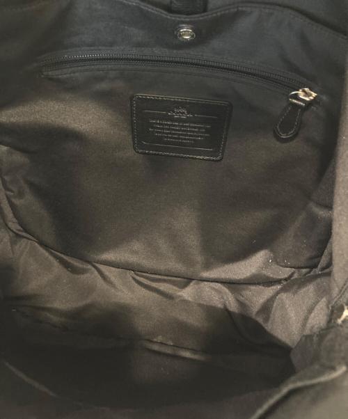 COACH（コーチ）COACH (コーチ) シグネチャーラインリュック F72340 ブラックの古着・服飾アイテム