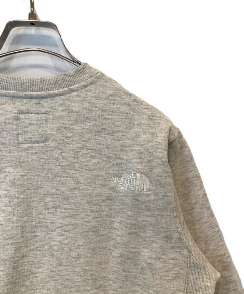 THE NORTH FACE（ザ ノース フェイス）THE NORTH FACE (ザ ノース フェイス) Square Logo Crew（スクエアロゴクルー）NT61931 オートミール サイズ:Sの古着・服飾アイテム