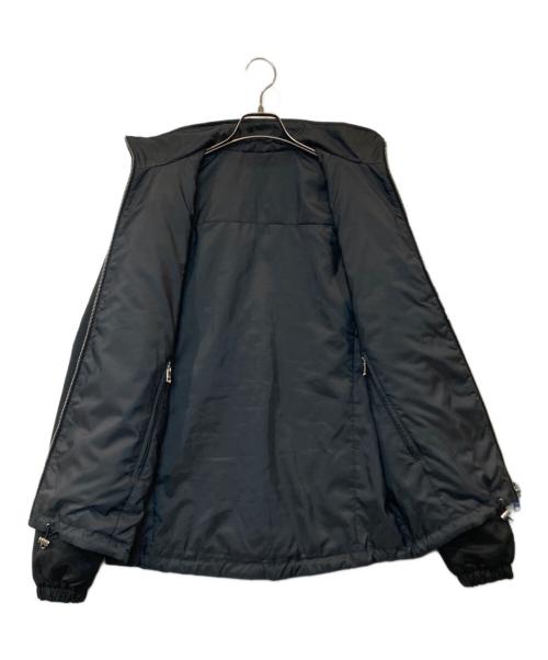 PRADA（プラダ）PRADA (プラダ) ナイロンリバーシブルジップアップブルゾン SGB223 R232 1060 ブラック サイズ:46の古着・服飾アイテム