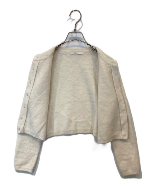 ANAYI（アナイ）ANAYI (アナイ) フラッフィアソート釦ショート カーディガン　10242816970 オフホワイト サイズ:36の古着・服飾アイテム
