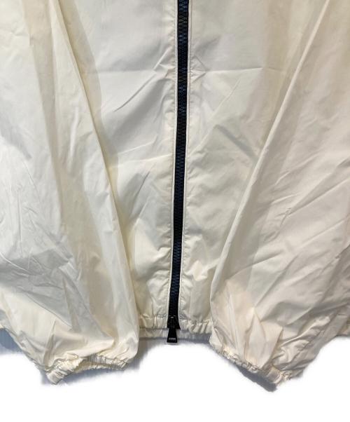 MONCLER（モンクレール）MONCLER (モンクレール) ANTHRACITE GIUBBOTTO ジップアップナイロンジャケット　F10931A73300 ホワイトの古着・服飾アイテム