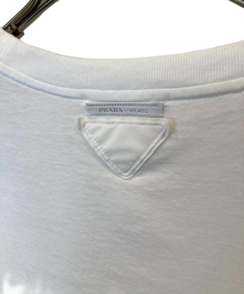 PRADA（プラダ）PRADA (プラダ) 三角プレートパッチTシャツ UJM492 S181 ホワイト サイズ:Lの古着・服飾アイテム