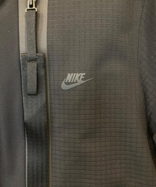 NIKE（ナイキ）NIKE (ナイキ) Tech Pack Storm Fit オーバーコート DD6607-010 ブラック サイズ:XLの古着・服飾アイテム