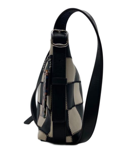 Coachtopia（コーチトピア）Coachtopia (コーチトピア) オルター/エゴ スラウチー ショルダー バッグ CBE00 ホワイト×ブラックの古着・服飾アイテム