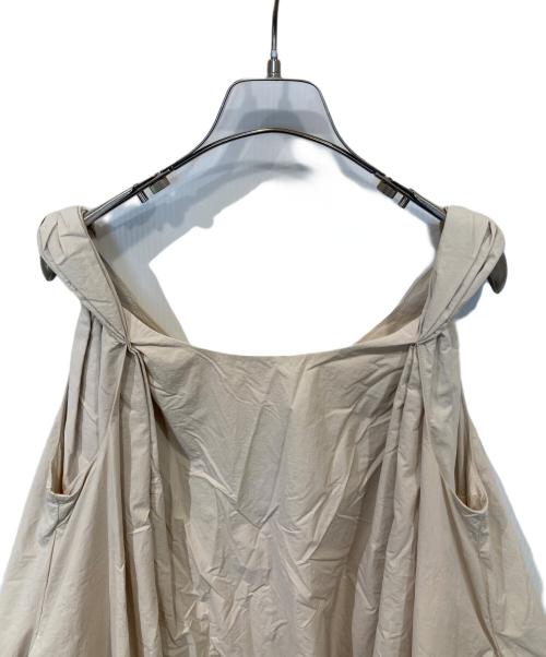 emmi（エミ）emmi (エミ) エアーボリュームワンピース 13WFO231046 アイボリー サイズ:1の古着・服飾アイテム