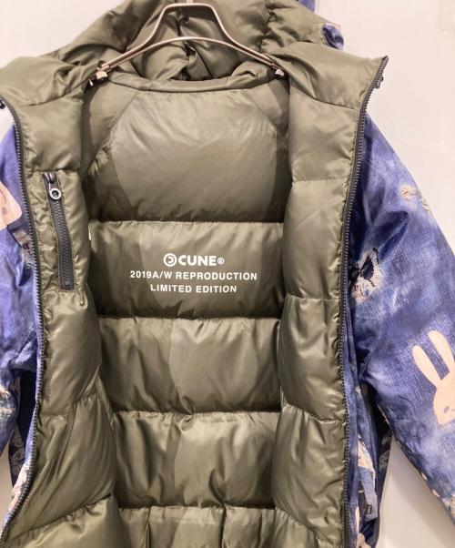 CUNE（キューン）CUNE (キューン) デニムの柄のリバーシブルダウン SC10YC04 カーキ サイズ:2の古着・服飾アイテム