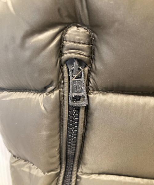 MONCLER（モンクレール）MONCLER (モンクレール) RAY GILET ダウンベスト　420914337349 オリーブ サイズ:2の古着・服飾アイテム