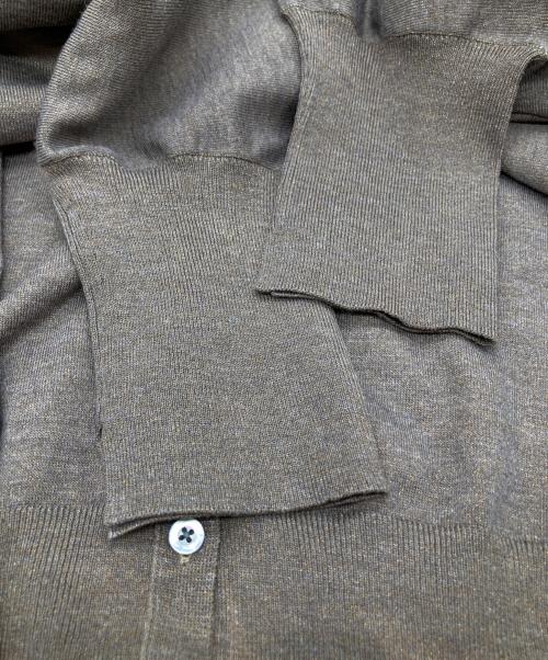 23区（ニジュウサンク）23区 (ニジュウサンク) シャイニーカーディガン KRWOCW6369 ブラウン サイズ:38の古着・服飾アイテム