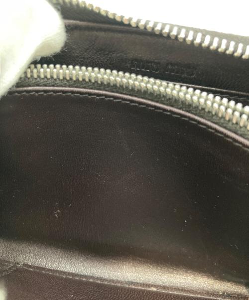 MIU MIU（ミュウミュウ）MIU MIU (ミュウミュウ) ラウンドファスナー財布 195の古着・服飾アイテム