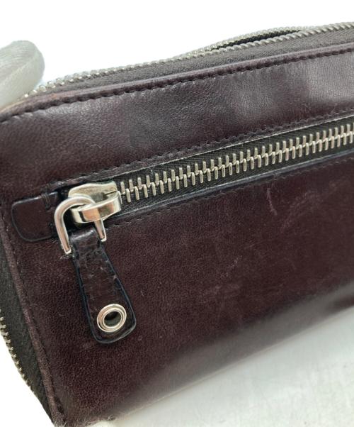 MIU MIU（ミュウミュウ）MIU MIU (ミュウミュウ) ラウンドファスナー財布 195の古着・服飾アイテム