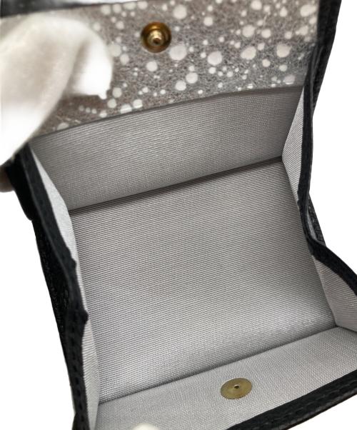 bell la bell（ベルラベル）bell la bell (ベルラベル) イタリアンレザー三つ折りミニウォレット ブラックの古着・服飾アイテム