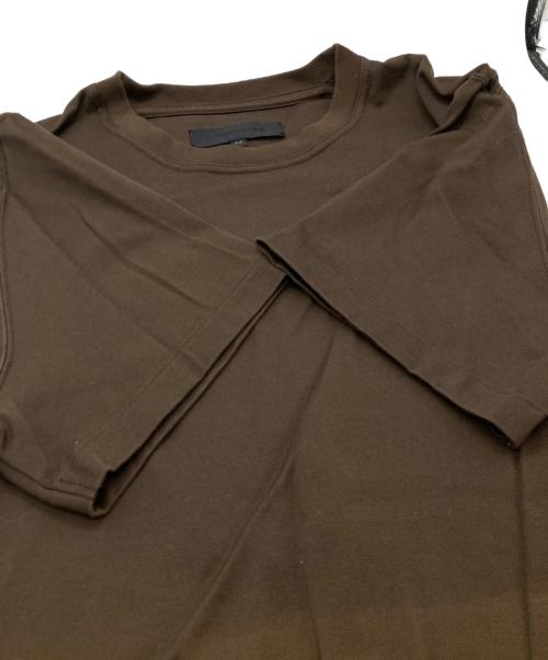 Omar Afridi（オマールアフリディ）Omar Afridi (オマールアフリディ) COTTON T　OA-SS25-JER-102-01 ブラウン サイズ:46の古着・服飾アイテム
