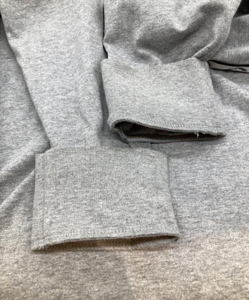 FRED PERRY（フレッドペリー）FRED PERRY (フレッドペリー) トラックテープロングスリーブカットソー M4621/420/1950/419 グレー サイズ:Lの古着・服飾アイテム