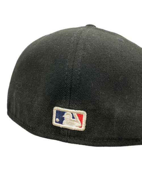 New Era（ニューエラ）New Era (ニューエラ) atmos (アトモス) キャップ ブラック サイズ:7 1/8の古着・服飾アイテム