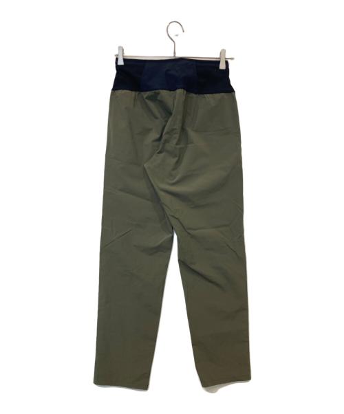 THE NORTH FACE（ザ ノース フェイス）THE NORTH FACE (ザ ノース フェイス) バーブライトランニングパンツ NB82173 カーキ サイズ:Mの古着・服飾アイテム