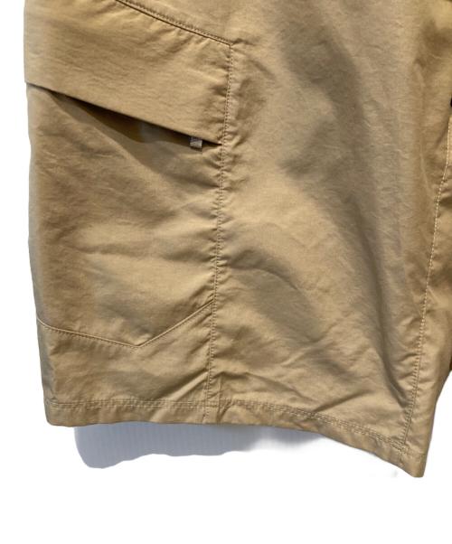 THE NORTH FACE（ザ ノース フェイス）THE NORTH FACE (ザ ノース フェイス) クラスファイブカーゴショーツ　NB42232 ベージュ サイズ:Mの古着・服飾アイテム