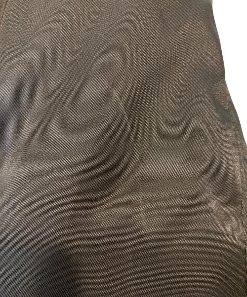 PRADA（プラダ）PRADA (プラダ) ナイロンパテッドステンカラーコート　UGY451 S142 ブラウン サイズ:48の古着・服飾アイテム