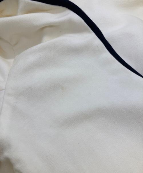 PRADA（プラダ）PRADA (プラダ) サイドラインジップパーカー 138468 R142 アイボリー サイズ:XLの古着・服飾アイテム