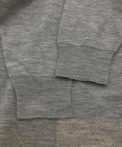 JOHN SMEDLEY（ジョンスメドレー）JOHN SMEDLEY (ジョンスメドレー) Vガゼットニットセーター グレー サイズ:Mの古着・服飾アイテム