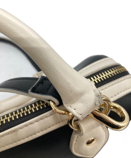 MARY QUANT（マリークヮント）MARY QUANT (マリークヮント) デイジークラシカル ミニボストン ショルダーバッグ ブラックの古着・服飾アイテム