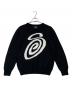 stussy（ステューシー）の古着「Curly S Sweater カーリー エス セーター  115718」｜ブラック