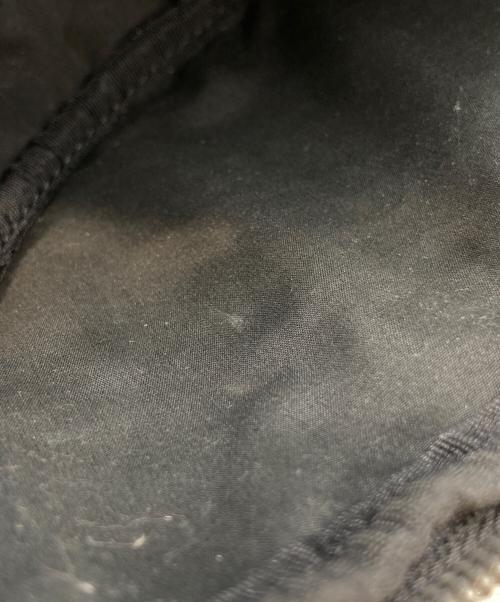 Calvin Klein（カルバンクライン）Calvin Klein (カルバンクライン) コネクテッド ラウンド クロスボディバッグ 	DH3405 ブラックの古着・服飾アイテム