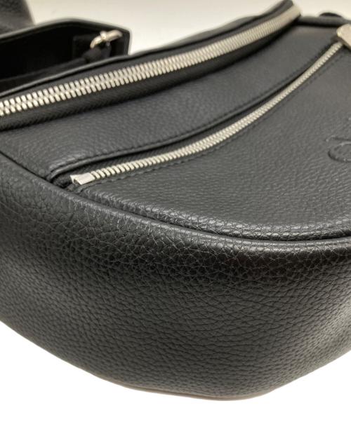 Calvin Klein（カルバンクライン）Calvin Klein (カルバンクライン) コネクテッド ラウンド クロスボディバッグ 	DH3405 ブラックの古着・服飾アイテム