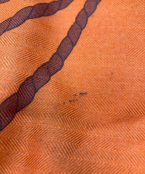 HERMES（エルメス）HERMES (エルメス) カレ140 カシミヤシルクスカーフ 砂漠の革飾りの古着・服飾アイテム