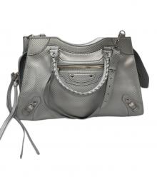 BALENCIAGA（バレンシアガ）の古着「ネオクラシックシティ 2wayショルダーバッグ　693923」｜シルバー
