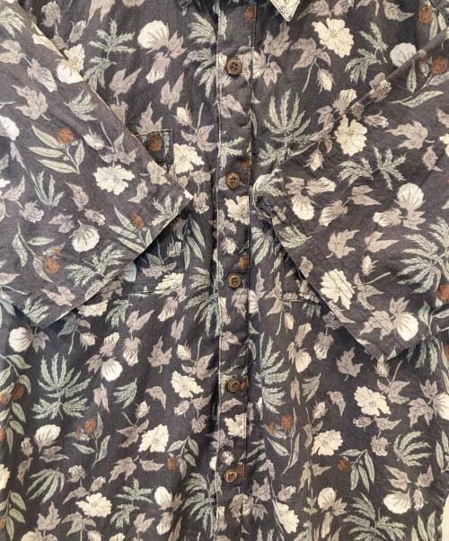 Patagonia（パタゴニア）Patagonia (パタゴニア) バック・ステップ・シャツ　STY53139 グレー サイズ:Mの古着・服飾アイテム