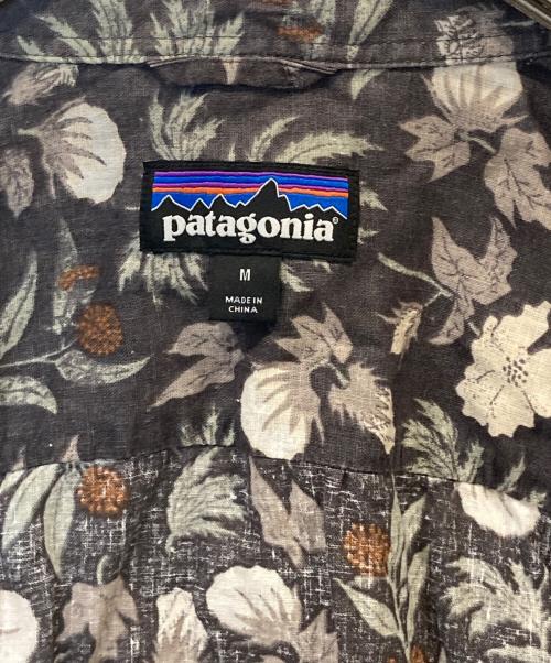 Patagonia（パタゴニア）Patagonia (パタゴニア) バック・ステップ・シャツ　STY53139 グレー サイズ:Mの古着・服飾アイテム