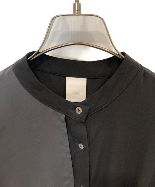 HARE（ハレ）HARE (ハレ) アシンメトリー配色プリーツワンピース　HAL07103AK ブラック×グレー サイズ:FREEの古着・服飾アイテム