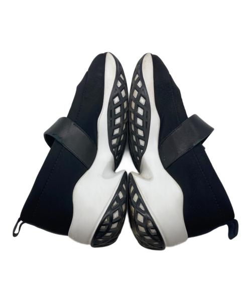 Roger Vivier（ロジェ ヴィヴィエ）Roger Vivier (ロジェ ヴィヴィエ) ヴィヴ ラン ファブリック バレリーナ ブラック サイズ:37の古着・服飾アイテム