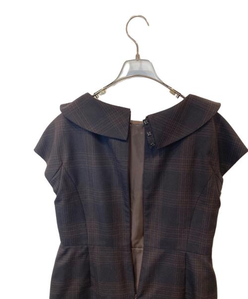 hysterics（ヒステリックス）hysterics (ヒステリックス) フラットカラー ペンシルワンピース　05231AO01 ブラウン サイズ:FREEの古着・服飾アイテム