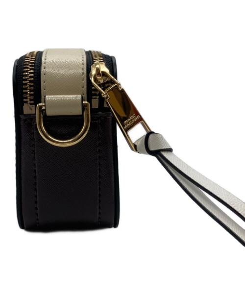 Marc by Marc Jacobs（マークバイマークジェイコブス）Marc by Marc Jacobs (マークバイマークジェイコブス) ザ スナップショット カラーブロック　H172L01SP22 パープルの古着・服飾アイテム