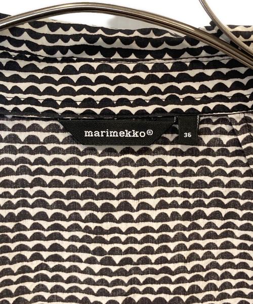 marimekko（マリメッコ）marimekko (マリメッコ) 波模様シャツワンピース　161649 ブラック サイズ:36の古着・服飾アイテム